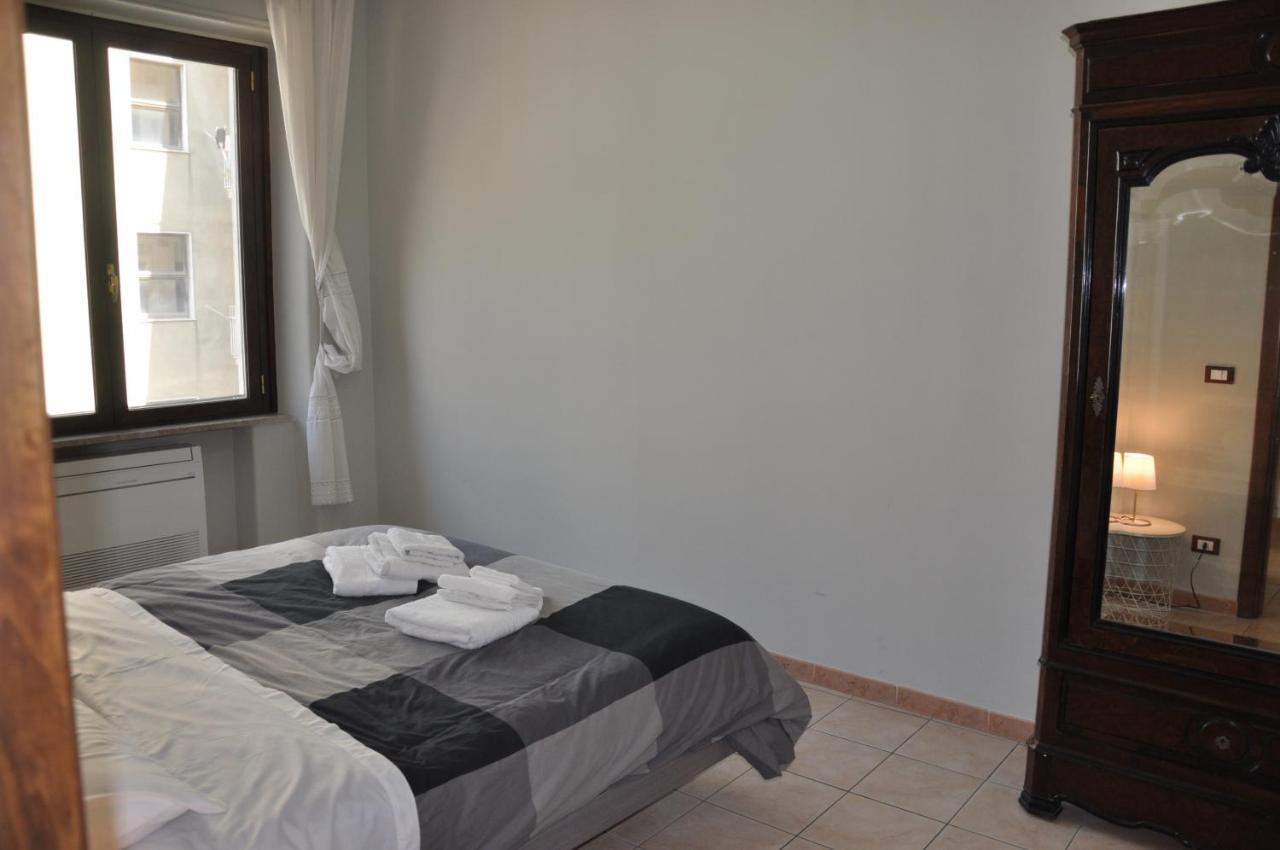 Puccini Apartment Catánia Buitenkant foto